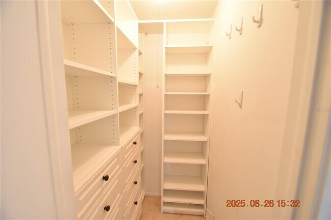 Building Photo - 3814 N Lake Dr
