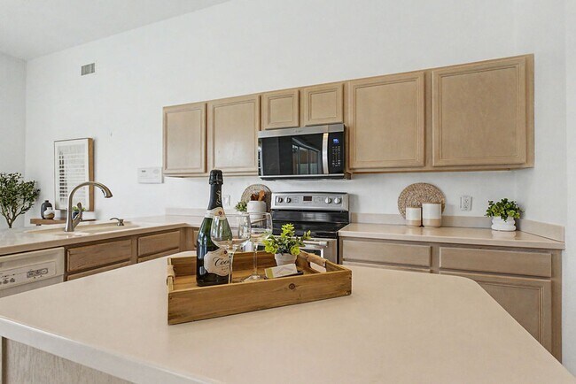 Building Photo - 20811 SW 81st Loop