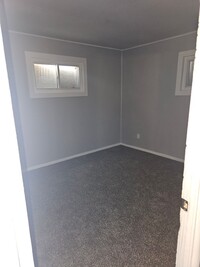 Building Photo - Updated 3BD/1BA