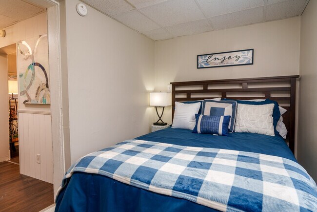 Building Photo - 421 Pennsylvania Ave