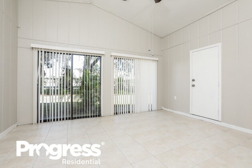 Building Photo - 1629 Sunburst Way