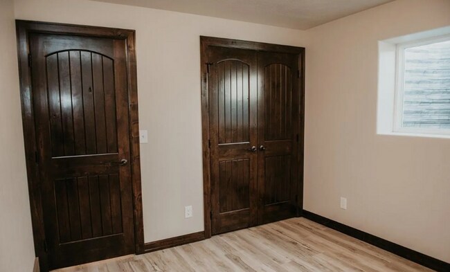 Building Photo - Discover Your Dream Home: Inviting Open Floor Plan, Spacious Living, and Stylish Finishes Awaits ...