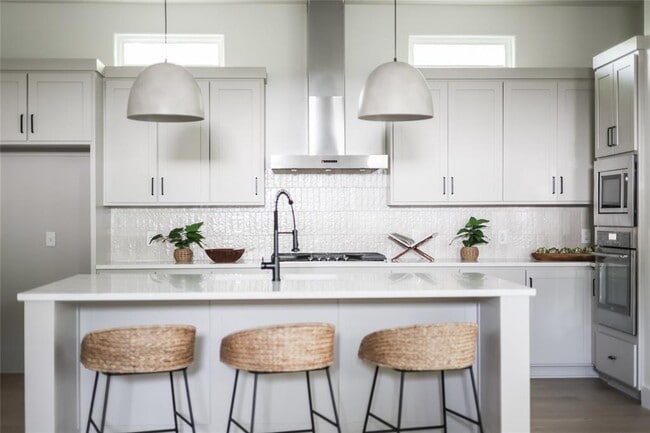 Building Photo - 1809 Pasadena Dr