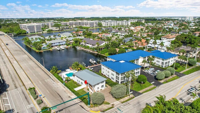 Building Photo - 1702 S Ocean Blvd