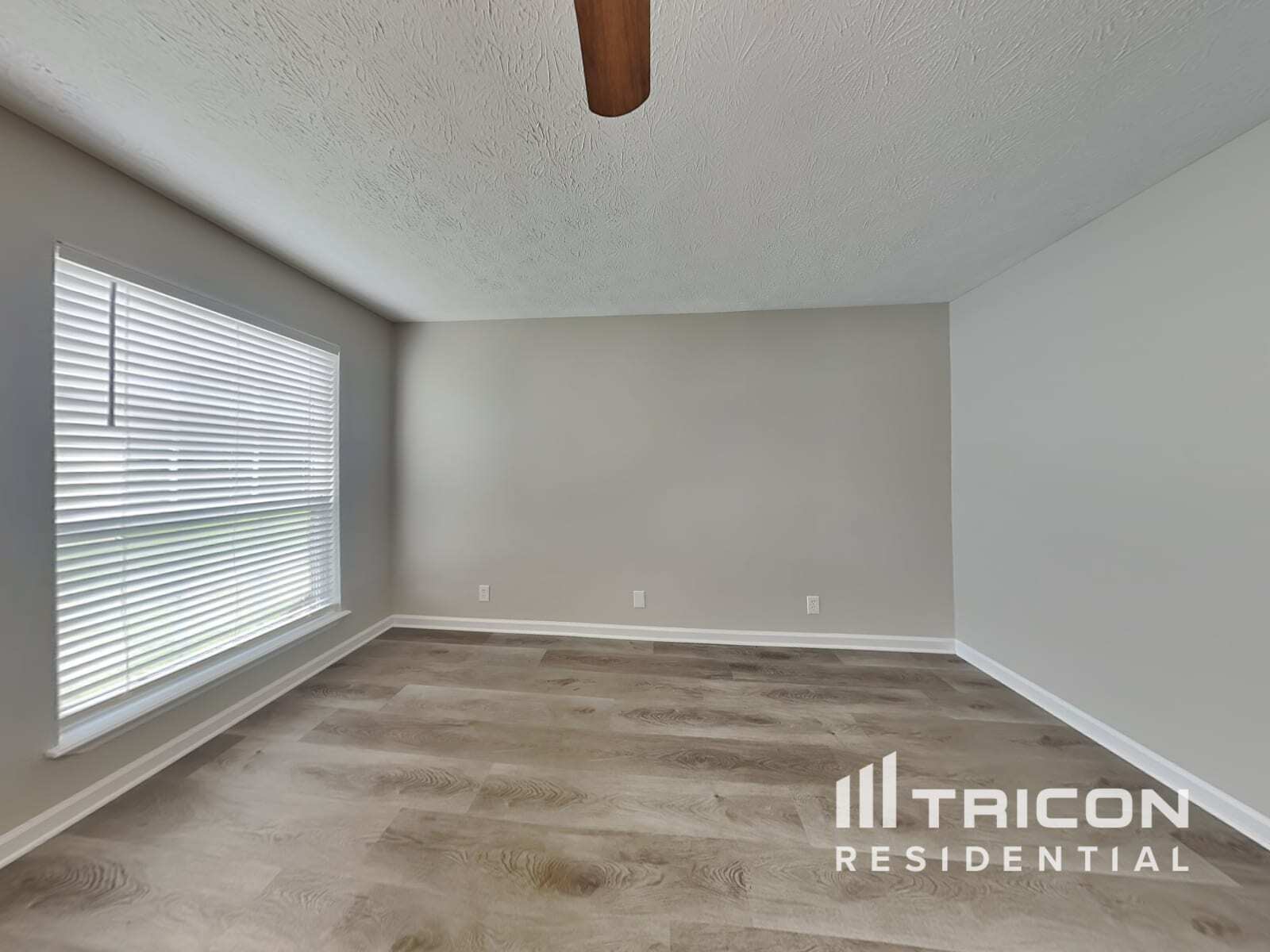 Building Photo - 3101 Chateau Valley Dr