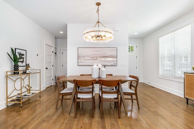 Building Photo - 6121 Neighborly Ave