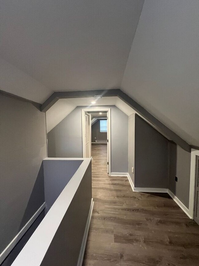 Building Photo - 2500 Linwood Rd