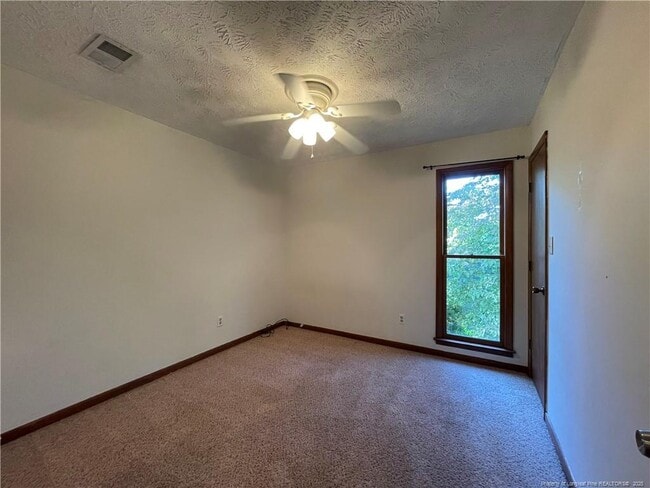 Building Photo - 404 Adger Ct