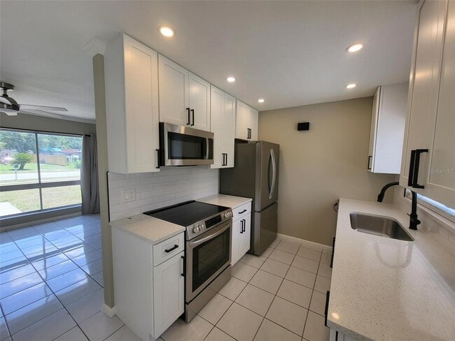 Building Photo - 7722 Westridge Ct