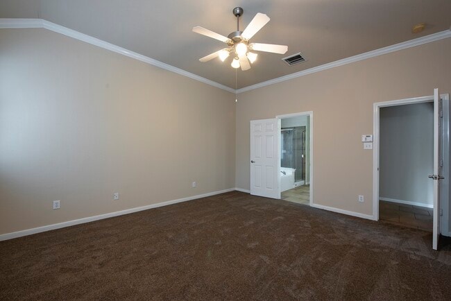 Building Photo - 46 N Planchard Cir