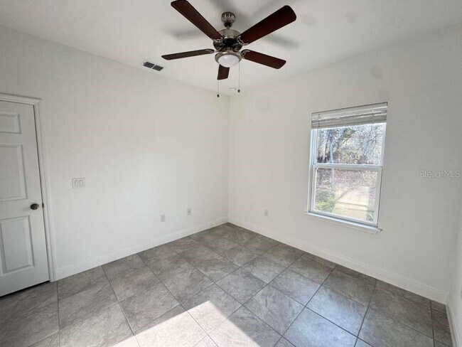 Building Photo - 4967 SW 150th Lane Rd