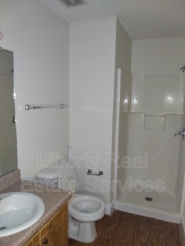 Building Photo - 1113 Kelly Dr