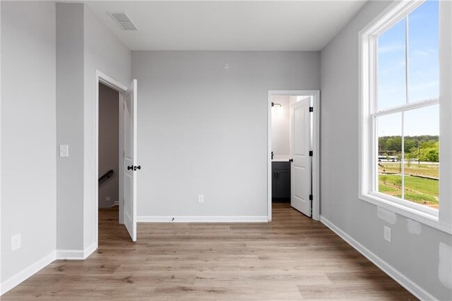 Building Photo - 426 Argosy Circle
