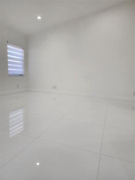 Building Photo - 9020 NW 60th St