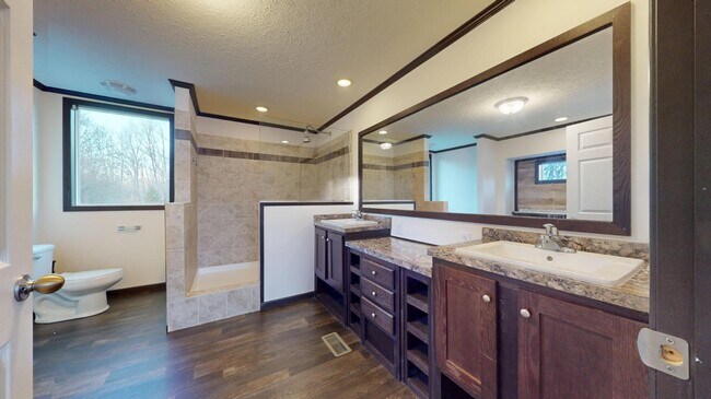 Building Photo - 7708 Waxhaw Hwy