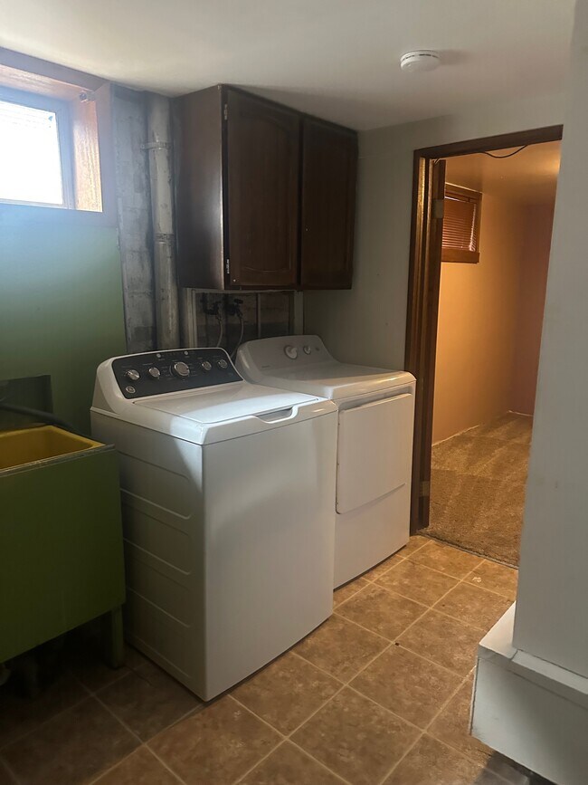 Laundry - 8018 Densmore Ave N