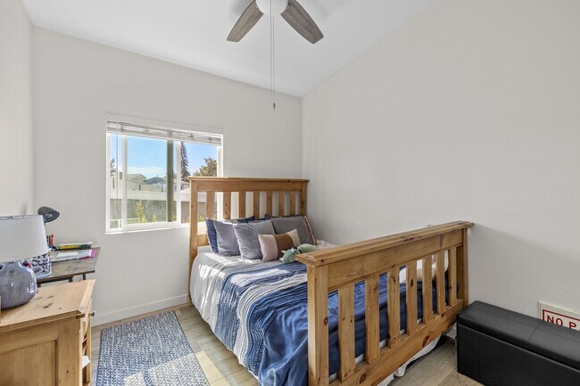 Building Photo - 4951 Baja Ct