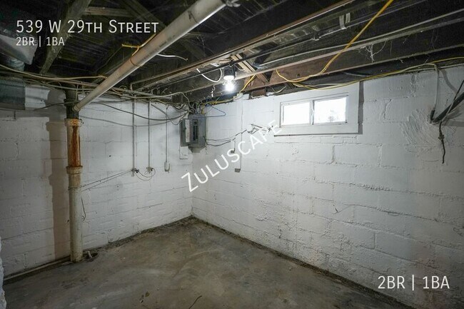 Building Photo - 539 W 29th St