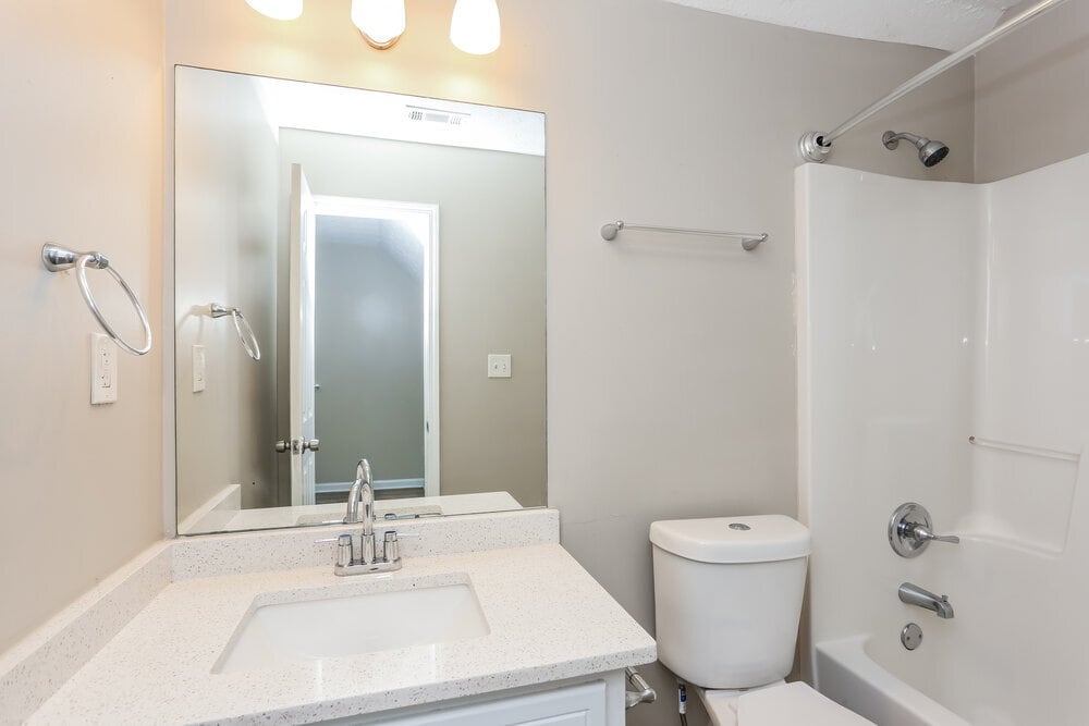 Building Photo - 12063 Harbour Town Pkwy