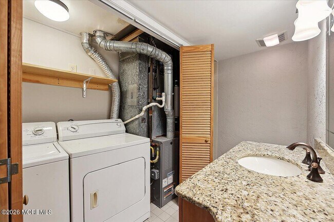 Building Photo - 140 Northrup Dr
