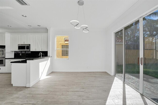 Building Photo - 2508 Cardaman Ave