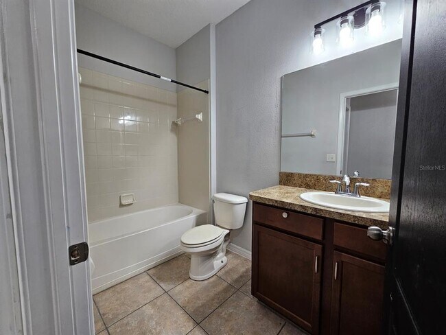 Building Photo - 4016 Mountain Chestnut Way