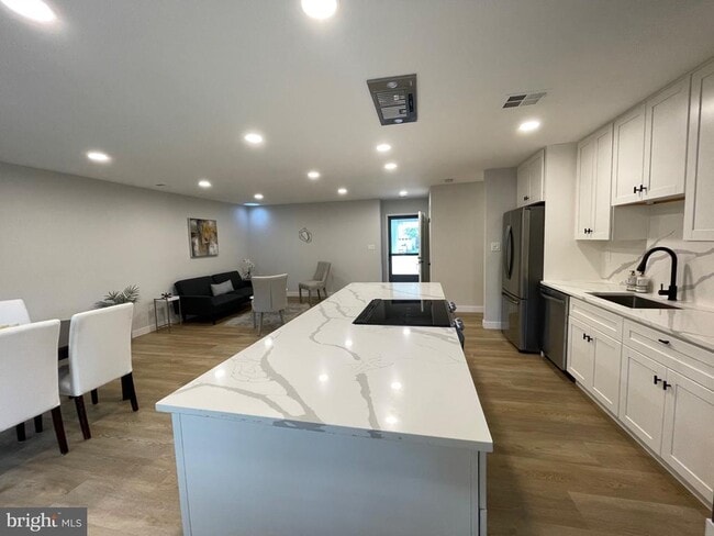 Building Photo - 11307 Gatesborough Ln