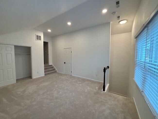 Building Photo - Cypress Point