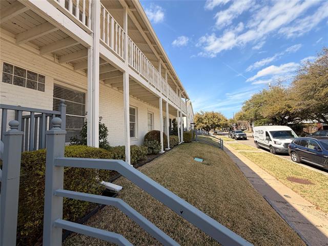 Building Photo - 4101 Douglas Ave