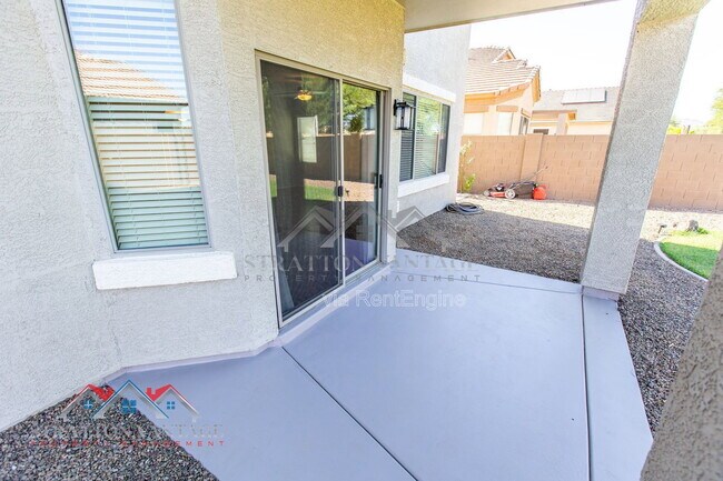 Building Photo - 17932 W Caribbean Ln