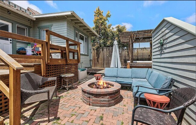Building Photo - 4265 Arguello St