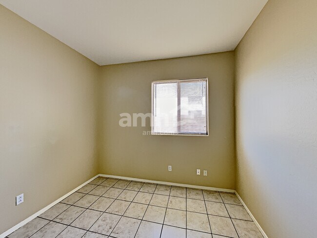 Building Photo - 16780 W Windermere Way