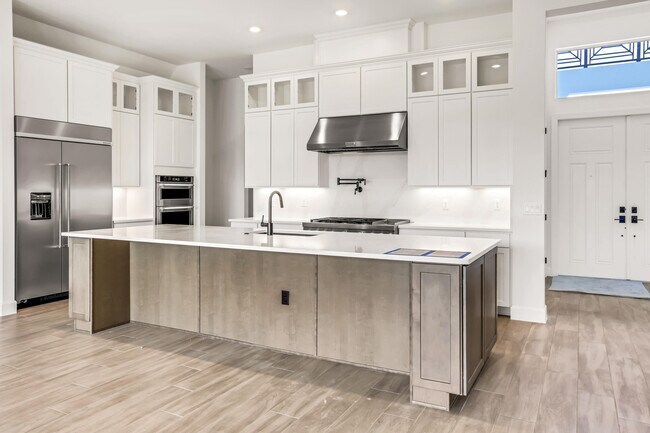 Building Photo - 20161 SE Bridgewater Dr