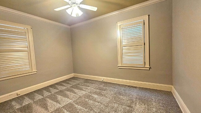 Building Photo - 2823 Portland Ave