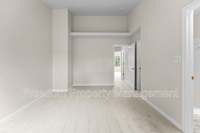 Building Photo - 8644 Sanderling Dr