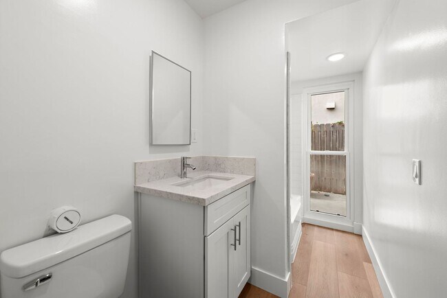 Building Photo - 240 Avenida Lobeiro
