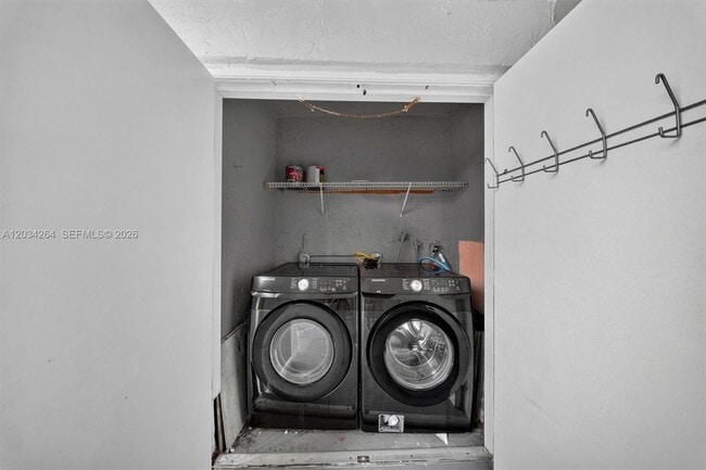 Building Photo - 8540 SW 212th St