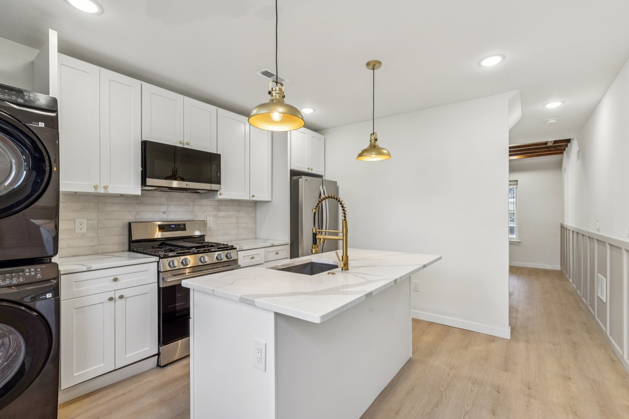 Kitchen - 1342 S Stanley St