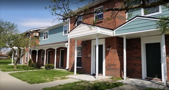 Building Photo - 125 E Woodruff Ave