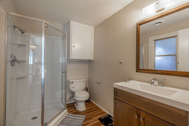 Building Photo - Furnished 4BR Oceanside Retreat w/ Pool Table, Home Gym & Utilities Included