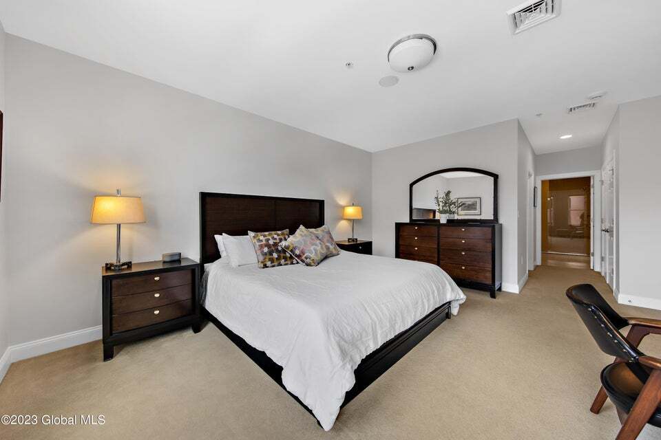 Building Photo - 38 High Rock Ave