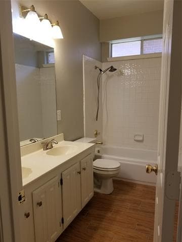 Building Photo - 3620 Field Stone Dr