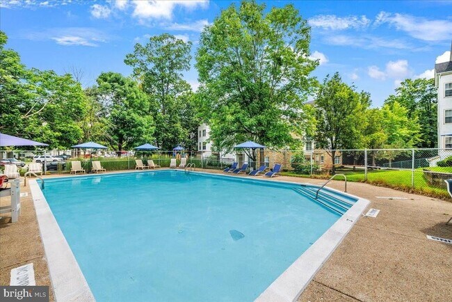 Building Photo - 15605 Everglade Ln
