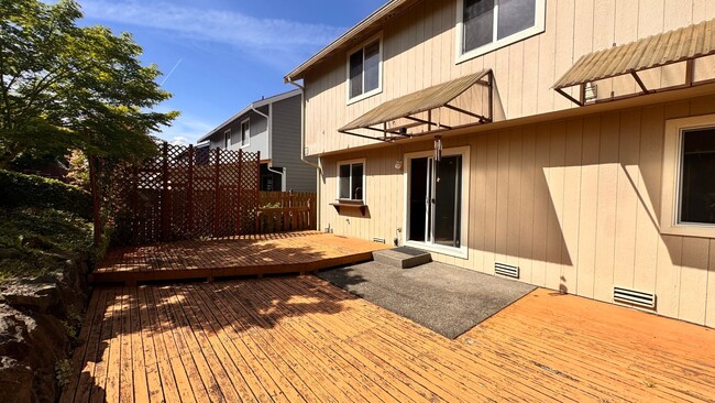 Building Photo - Four Bedroom Home in Kent East Hill