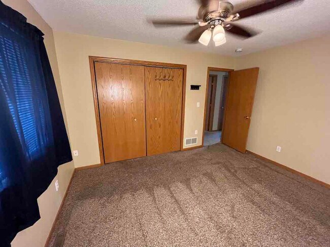 Building Photo - 4525 Snowy Ln NW