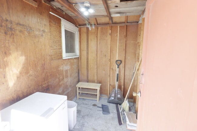 Building Photo - Charming 2 Bed / 1 Bath Home in Redmond!
