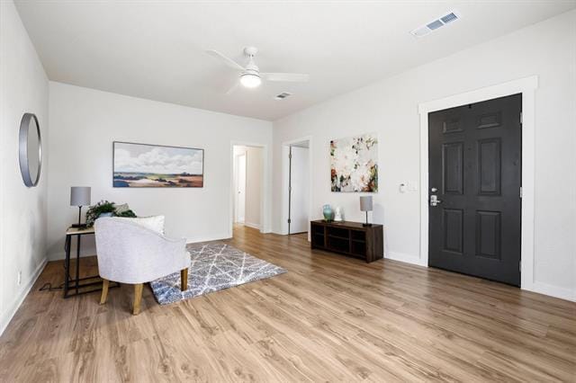 Building Photo - 537 E Sears St