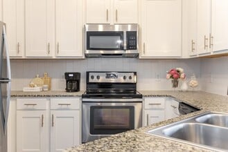 Building Photo - Limited-Time Savings on Stylish Living!