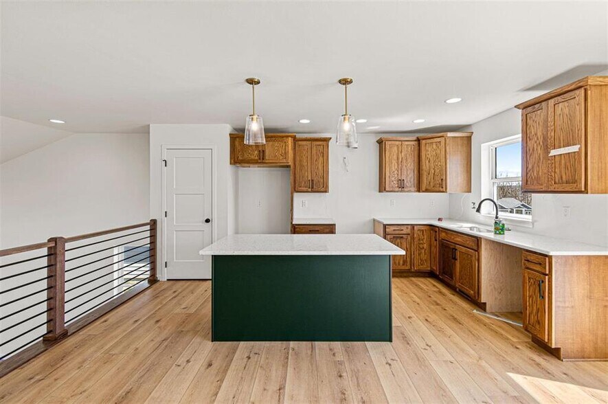 Building Photo - 386 Sierra Trce