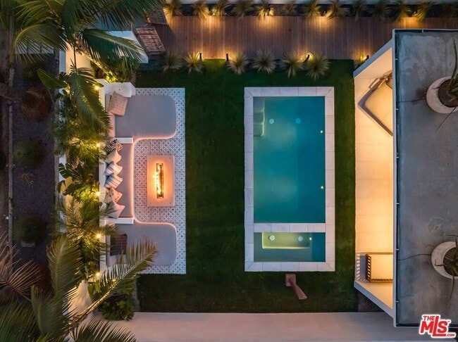 Building Photo - 913 Milwood Ave